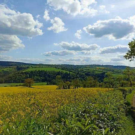 Au Ptit Jardin De Mamie * Pont-d'Ouilly